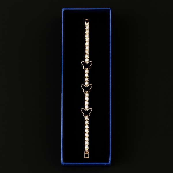 Elegant Butterfly Bracelet – Symbol of Grace & Timeless Beauty